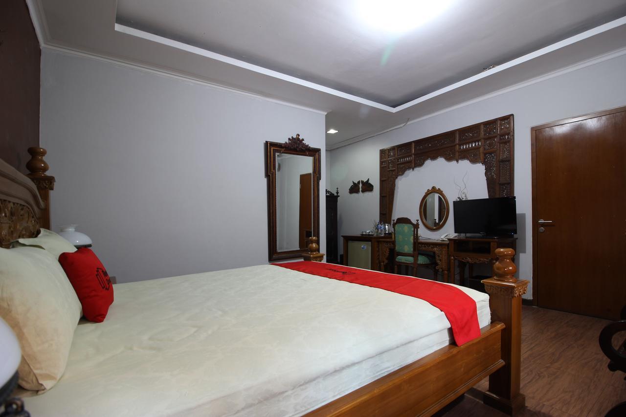 Reddoorz Plus Near Tugu Jogja 2 Γιογκιακάρτα Εξωτερικό φωτογραφία