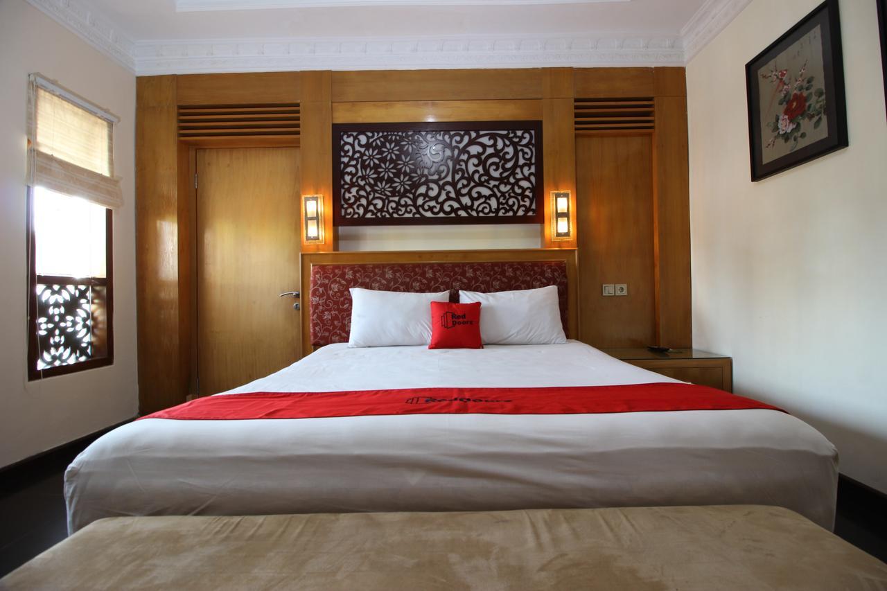 Reddoorz Plus Near Tugu Jogja 2 Γιογκιακάρτα Εξωτερικό φωτογραφία