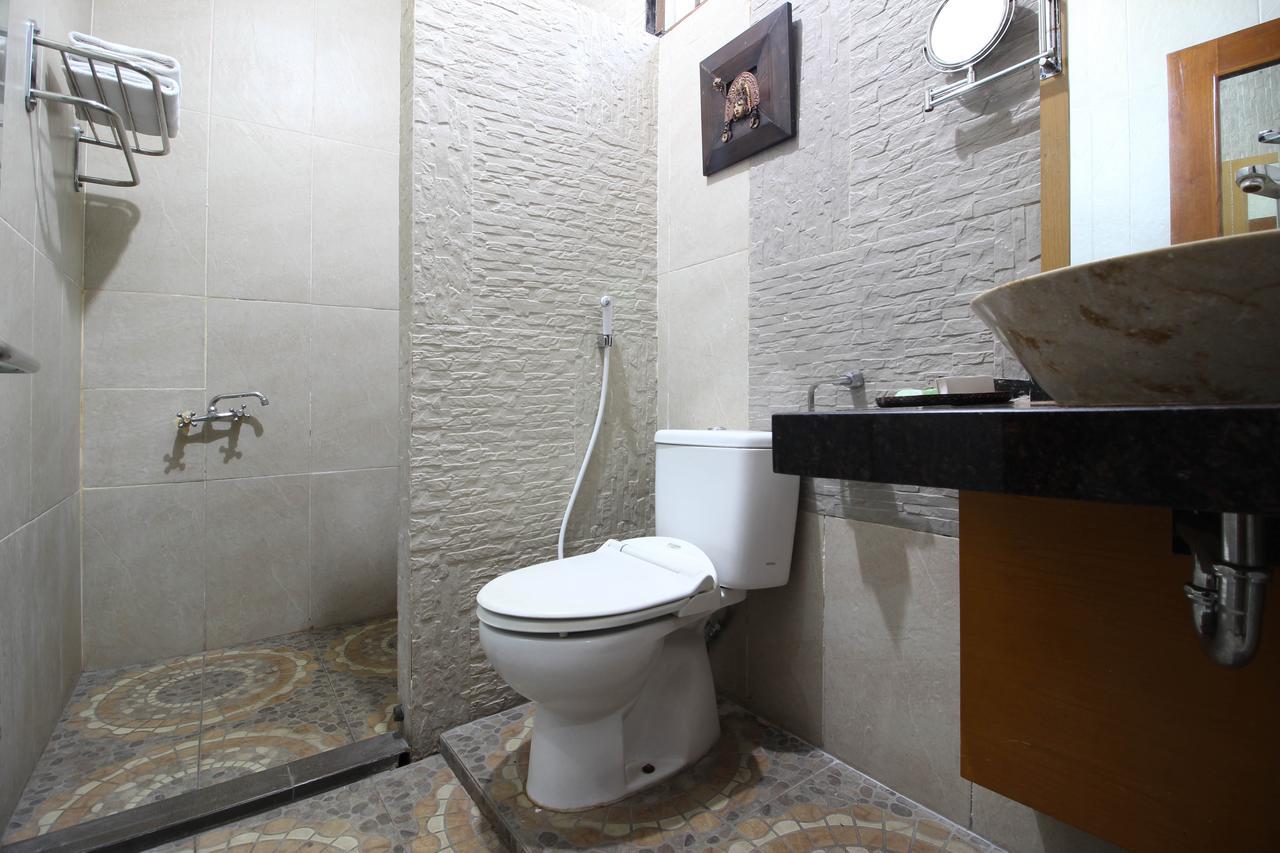 Reddoorz Plus Near Tugu Jogja 2 Γιογκιακάρτα Εξωτερικό φωτογραφία